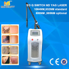 China Professional q switched nd yag laser tattoo removal machine with best result fournisseur