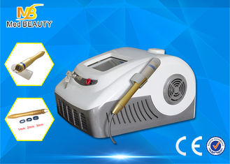 China Laser aus optischen Fasern 30w Gefäßder therapie-Laser-Spinnen-Ader-Abbau-Dioden-980nm fournisseur