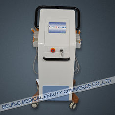 China 200MW 650nm Laser-Fettabsaugungs-Ausrüstung, Diodenlaser-lipo Maschine fournisseur